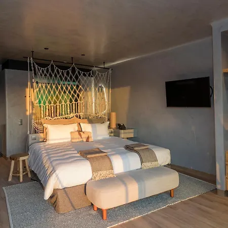 - Movement&nature House Hotel Santa Cruz (Oeste)