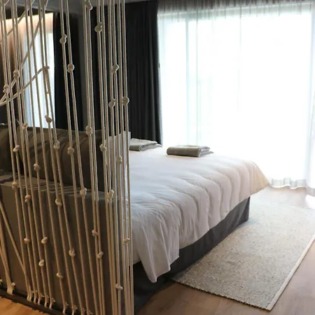 - Movement&nature House Hotel *