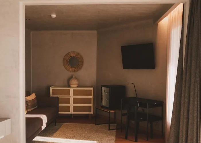 - Movement & Nature House * サンタ・クルーズ